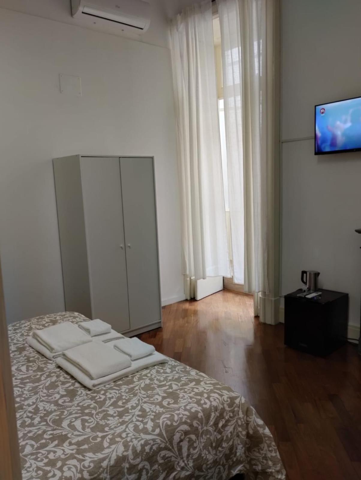 Residence E Appartamenti Cavallerizza Napoli Dış mekan fotoğraf