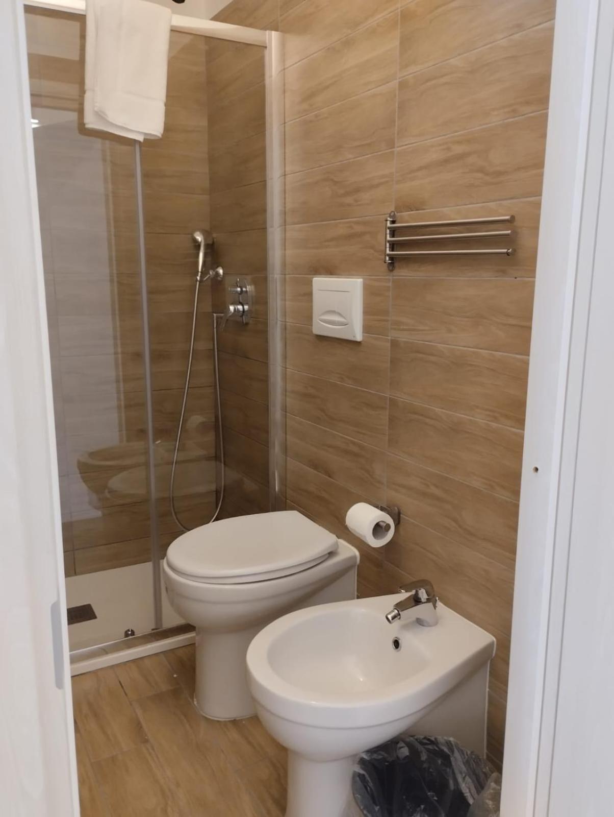 Residence E Appartamenti Cavallerizza Napoli Dış mekan fotoğraf