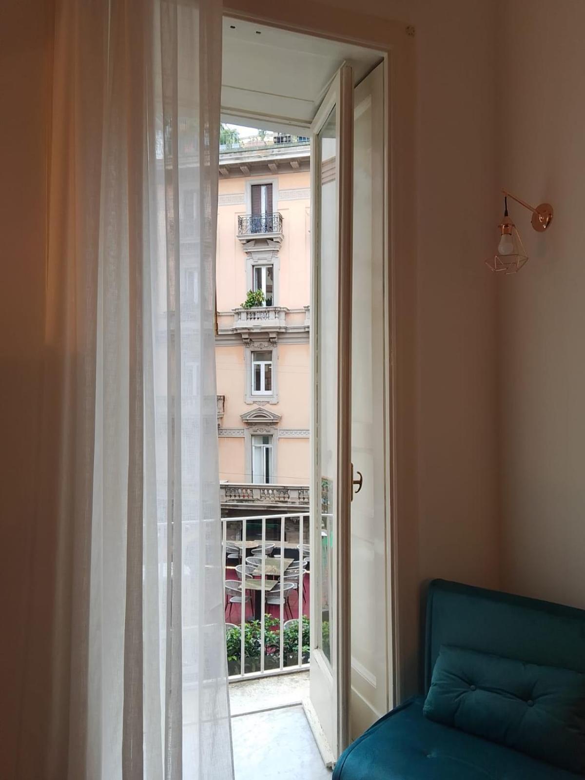 Residence E Appartamenti Cavallerizza Napoli Dış mekan fotoğraf